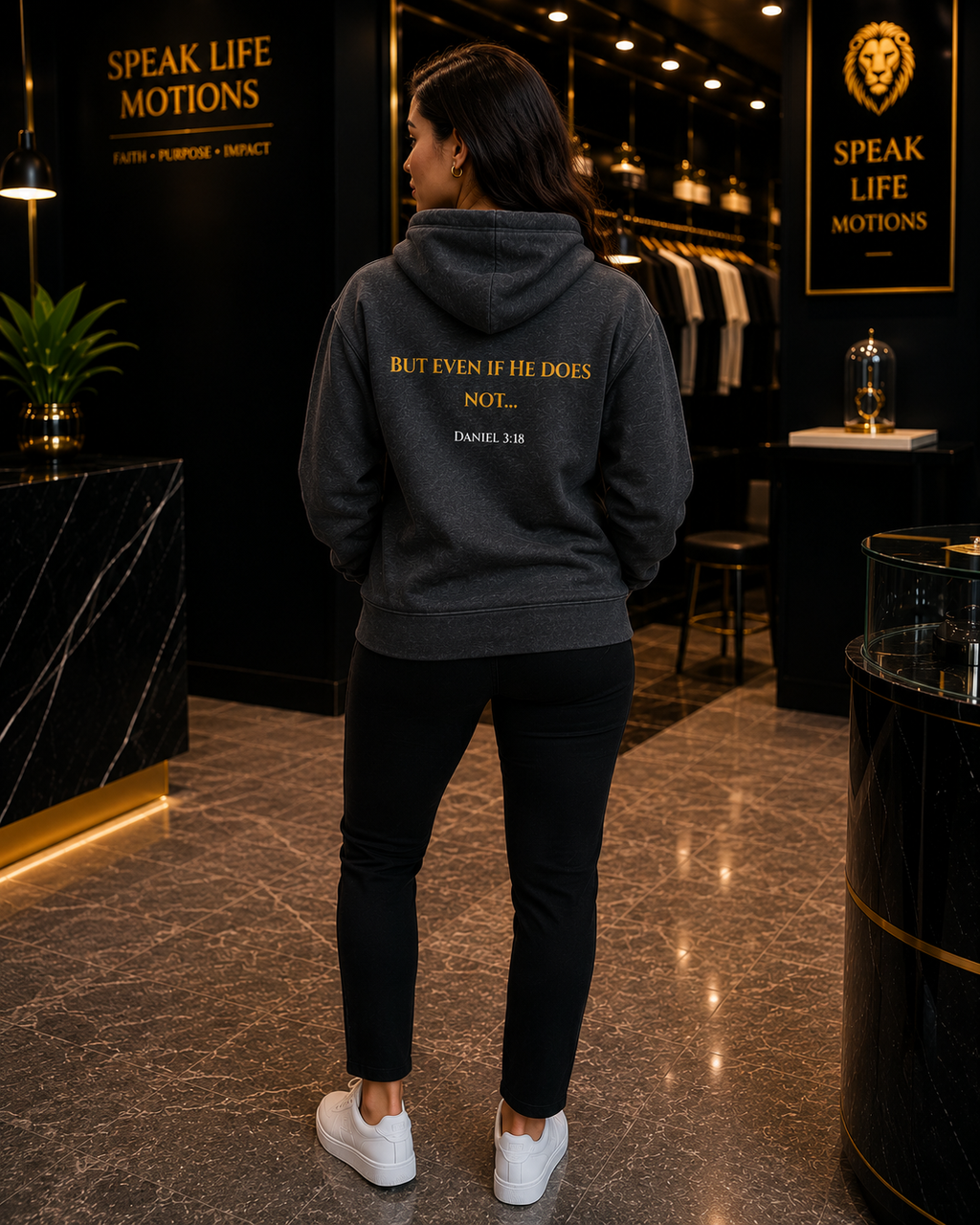 Faith That Doesn’t Bow – Daniel 3:18 | Premium Christian Unisex Hoodie